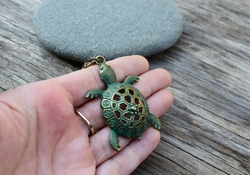 Glowing Tortoise Keychain Key Ring Glow In The Dark Sea Turtle Purse Chain In Verdigris Patina Bronze,Gift for Turtle Lover