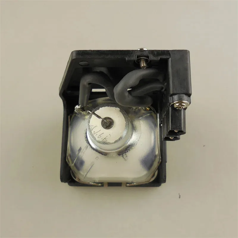 TLPL55 مصباح لتوتوشيبا TLP-250 TLP-250C TLP-251 TLP-251C TLP-260 TLP-260D TLP-260M TLP-261 TLP-261D TLP-261M 550C