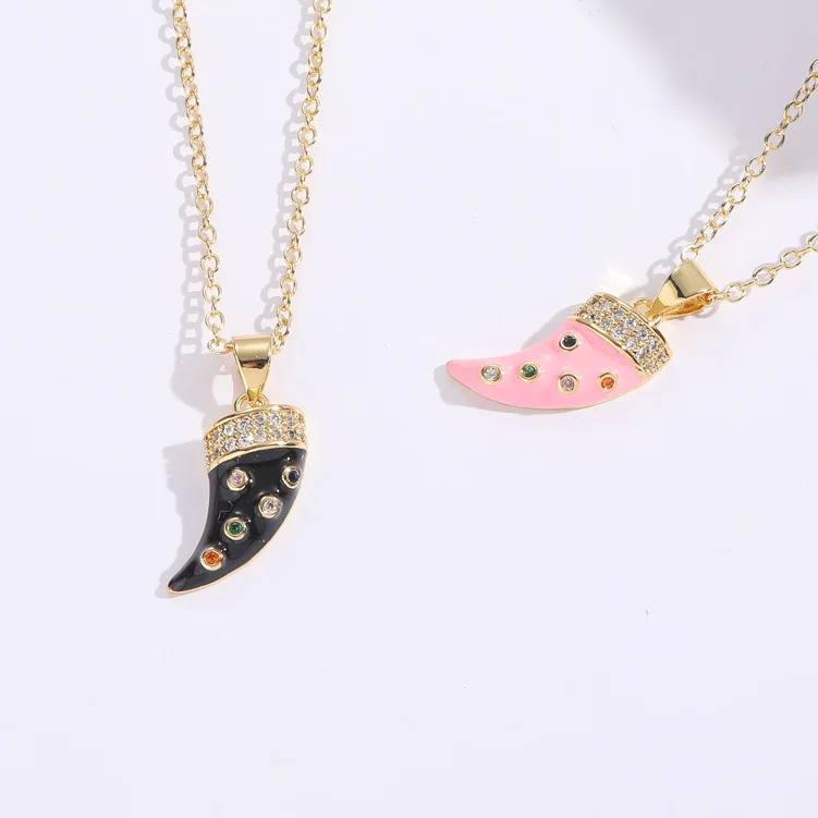 2022 New Fashion Women Temperament Colorful Inlaid Oil Drip Ox Horn Pendant Necklace Women Cute Colorful Zircon Ox Horn Necklace