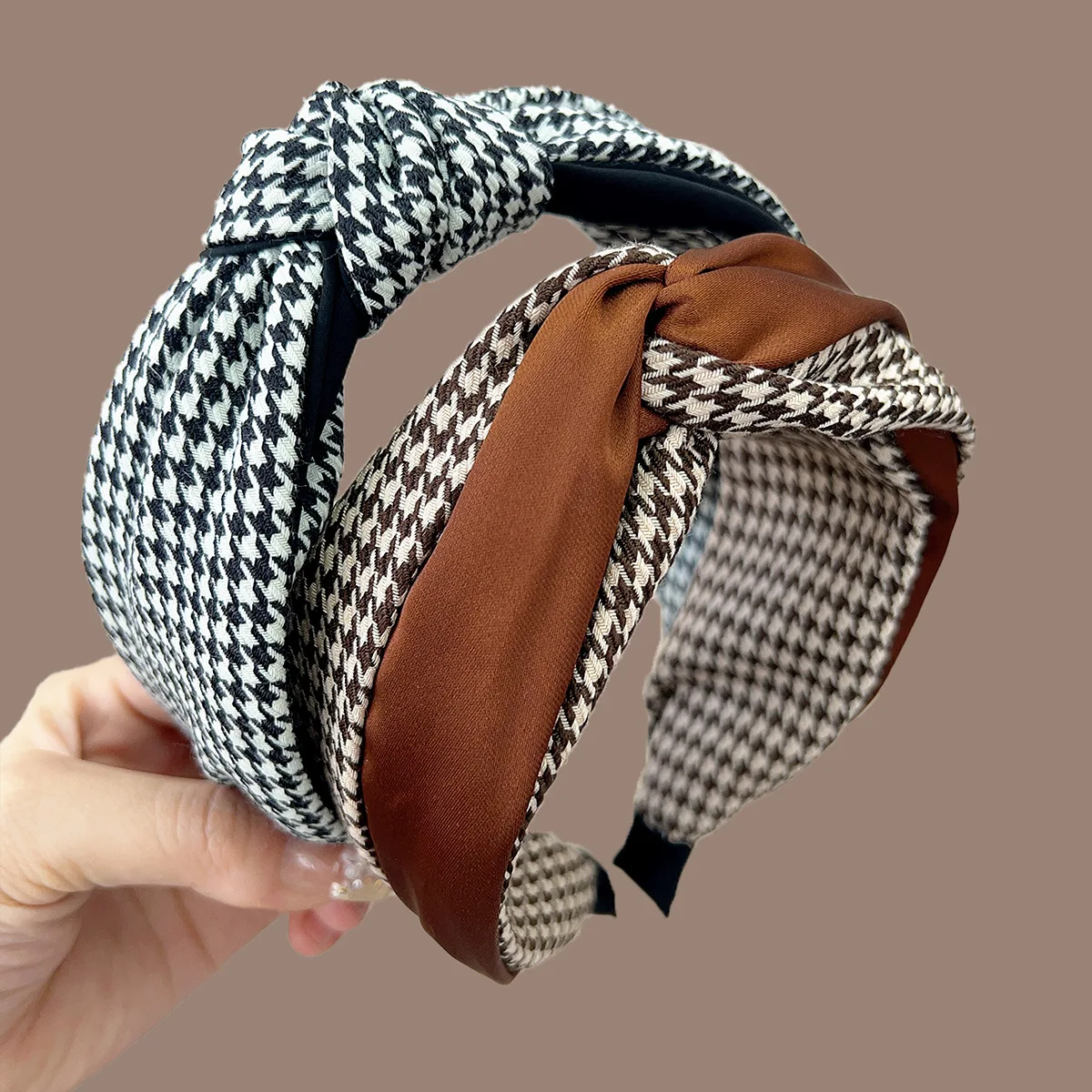 

2025 New Fashion Houndstooth Knot Headband for Women