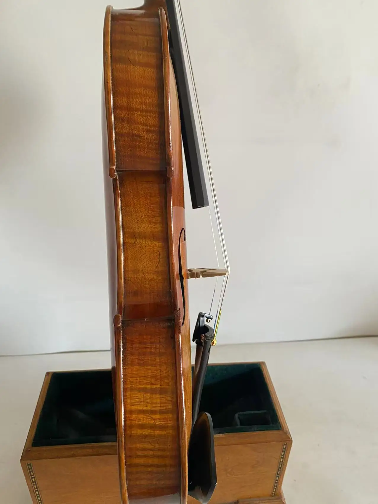 4/4 كمان ستاينر موديل ملتهب من خشب القيقب الخلفي من خشب التنوب مصنوع يدويًا من قطعتين من الخلف