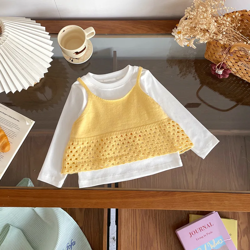 

Spot GoodsCT262522Children's two-piece set2026Spring new product: knitted camisole with printT Women's shirt set