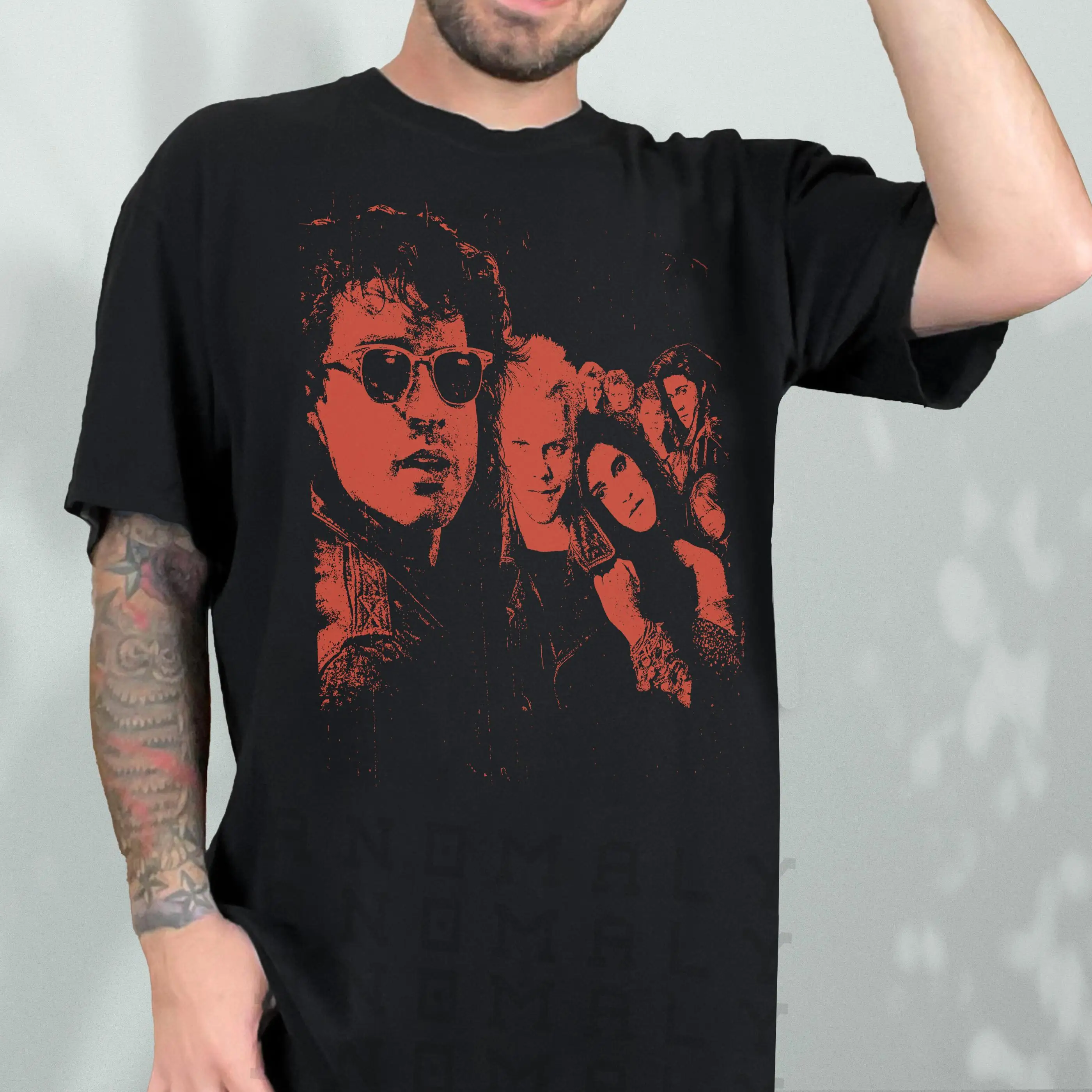Retro 80s Vampire Movie T-shirt Retro Horror Lost Movie Graphic Tee Kiefer Sutherland Adult Girl Boy Shirt Gift for Sci Fi Lover