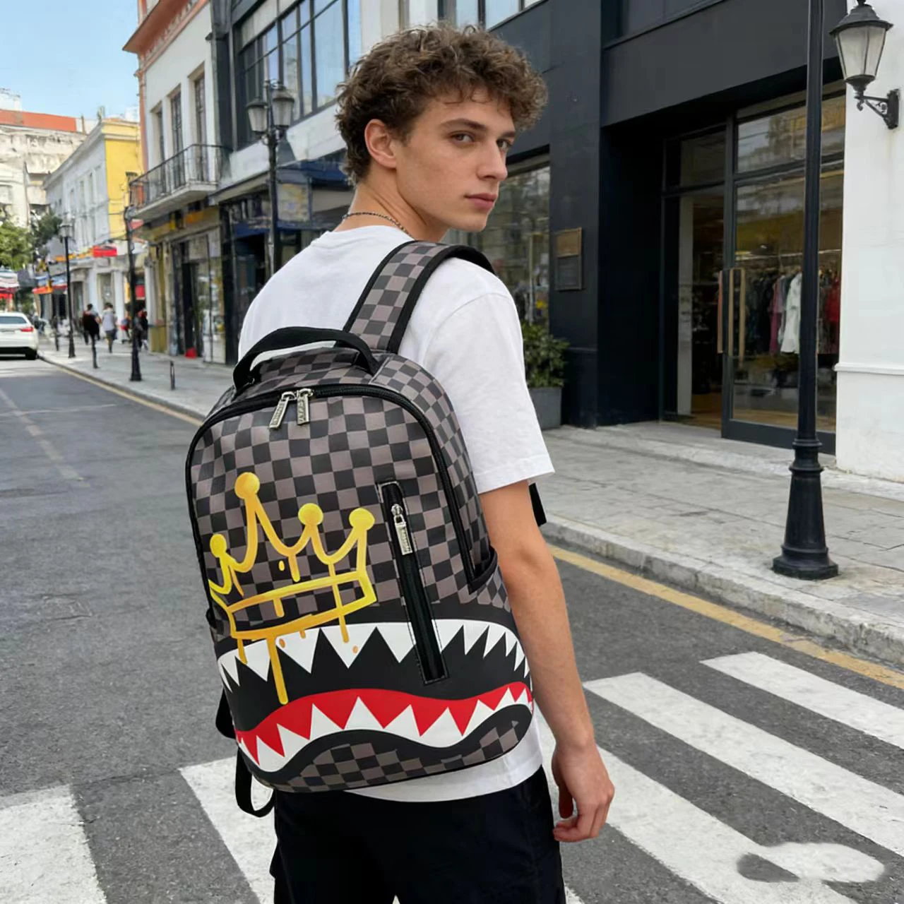 Fashionable Men's and Women's Backpacks, Trendy Backpacks, Large-Capacity Shark Mouth Outdoor Travel and Commuting Computer Backpacks, the Perfect Gift for Children