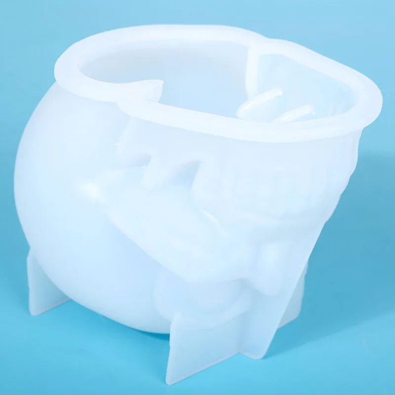 Silicone mold for resin skull candle decoration; Amazon hot selling candle handmade soap mold.