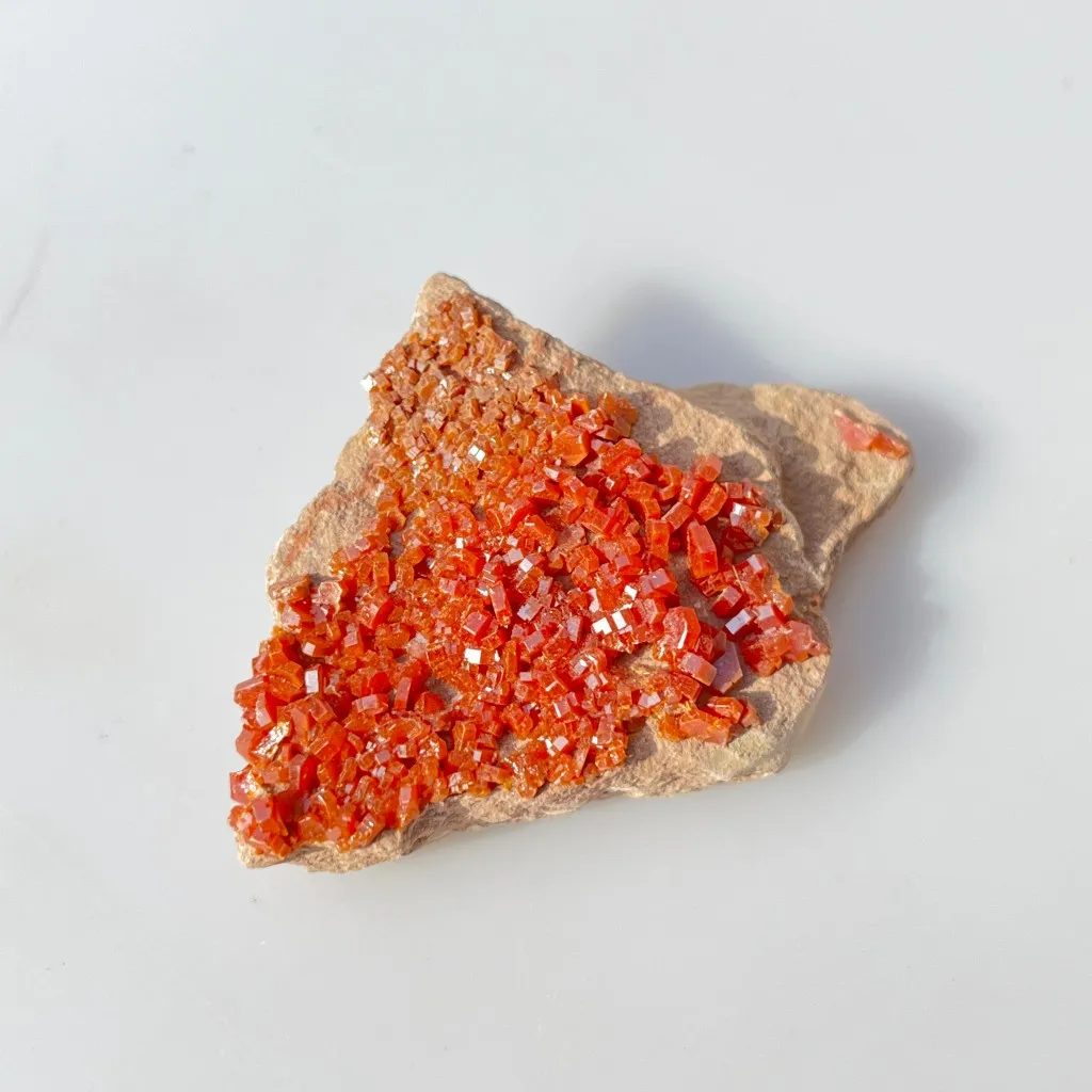 Vanadinite Crystal Cluster Natural Mineral Specimen Raw Gemstone for Collection Display Geology Teaching