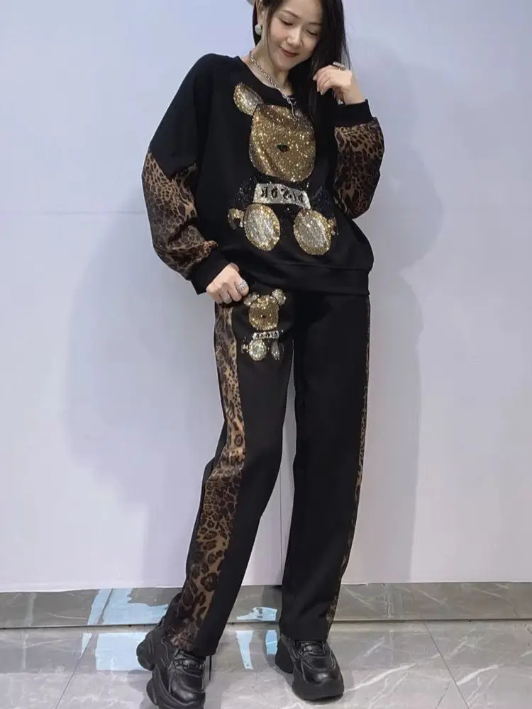 

Fashion New Autumn Female Hoodie Sets Cute Bear Hot Drilling Long Sleeve O-neck Pullover Top + Leopard Stitching Straight Pants