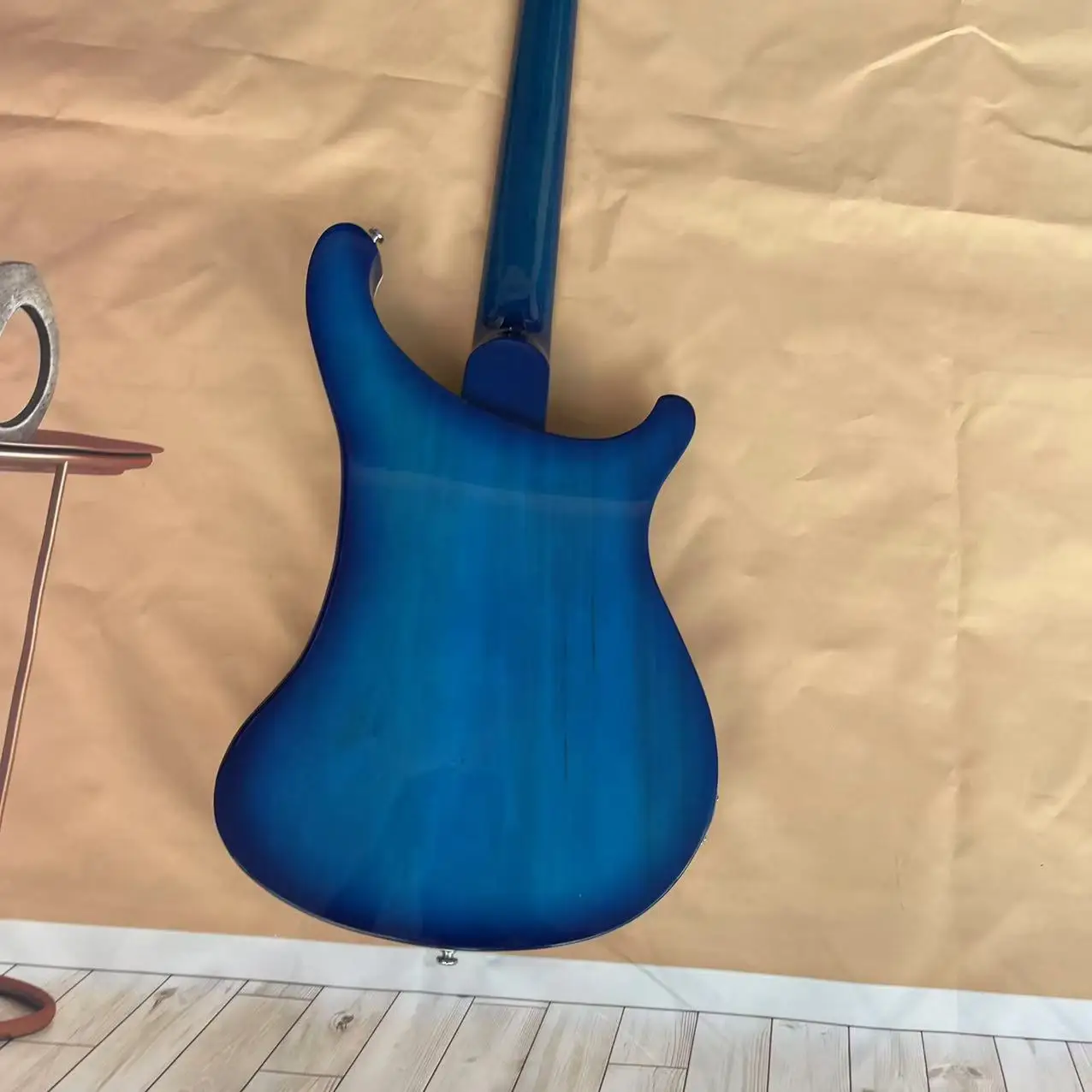 Basses électriques à main avec support RickenBacker, corps bleu transparent, photo d'expédition d'usine, en stock, commande, 4 accords, magasins