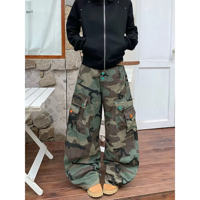 YIBASHU Women Army Green Baggy Camouflage Pants Oversize Cargo Pants Harajuku Aesthetic 2000s Style Vintage Y2k Wide Leg Trouser