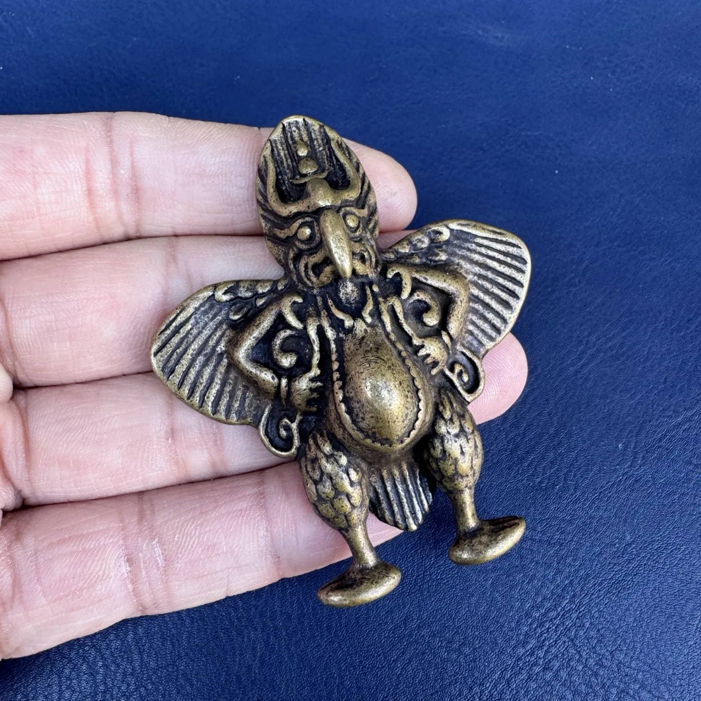 Tibetan Style Brass Dapeng Bird Pendant - Unique Ethnic Decorative Collectible Hand Piece and Charm for Enthusiasts
