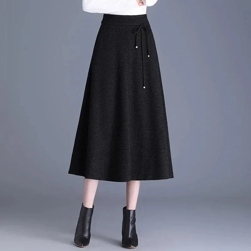 Woolen Skirt Women's New Style High-waisted Mid-length Umbrella Skirt Black Knee-high Woolen A-line Skirt