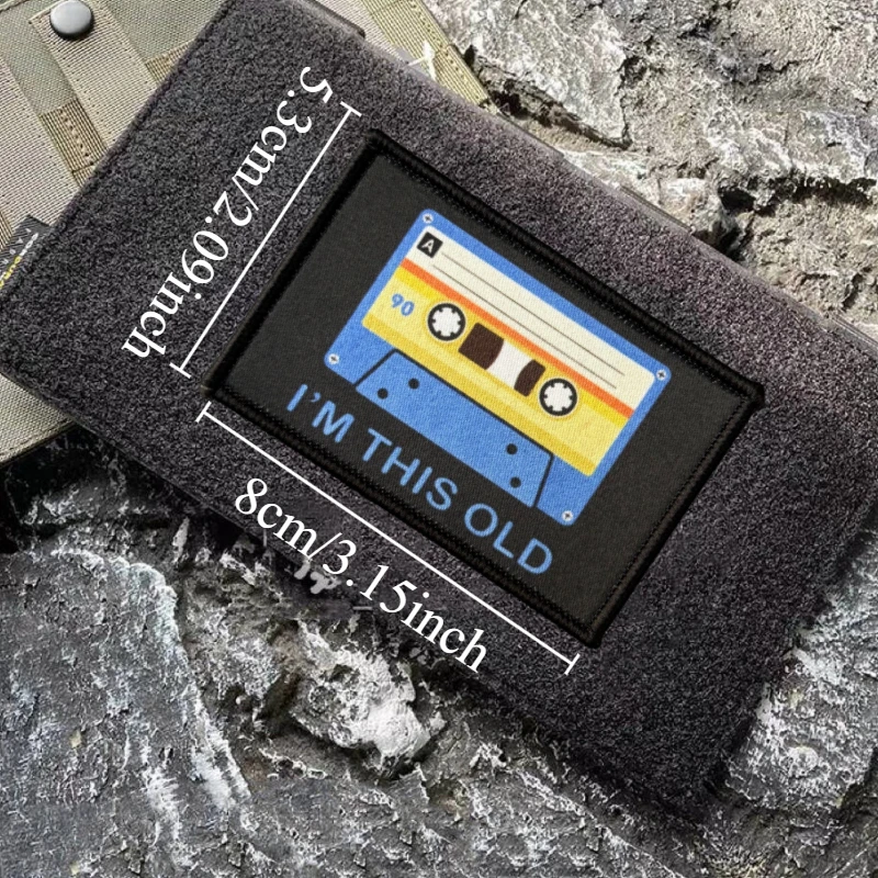 Parche táctico velcro frase I'm this old para brazo y ropa - imagen 5