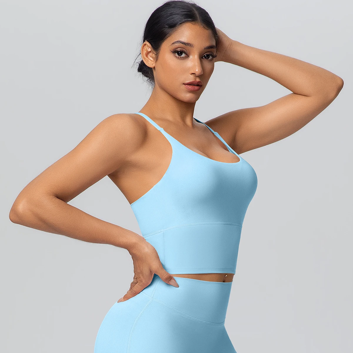 1 Stück Einfarbiger Weicher Rückenfreier Fitness-Yoga-BH für Damen, Hochfester Stoßdämpfender Sport-Top mit Push-Up-Effekt und Brustpolster – Detail 28