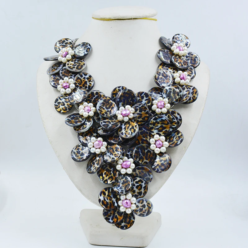 classic! Handmade flower necklace with natural shells. Women's engagement jewelry  20”