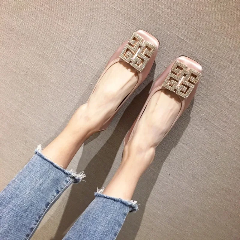 2026 New Women Shoes Fashion Metal Decoration Casual Shoes for Woman Comfort Square Head Flat Shoe Designer Shoes Zapatos Mujer view 4