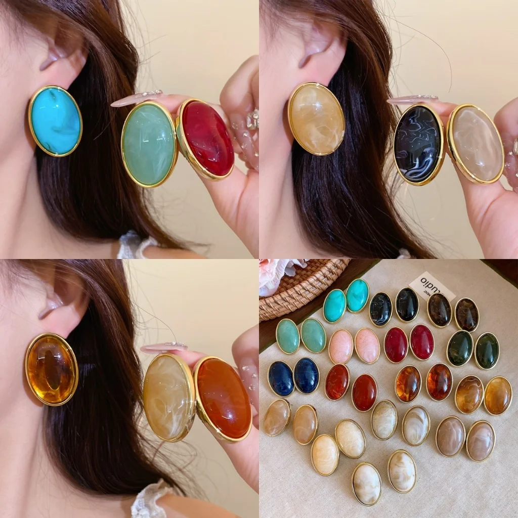 Retro Style Marbled Resin Earrings for Women Gold Border Bold and Elegant Temperament Luxury Designer Jewelry