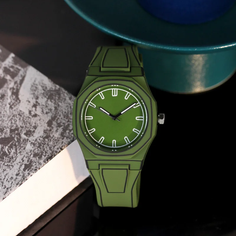 

Мужские элегантные многоугольные кварцевые наручные часы с зеленой лентой в модном стиле