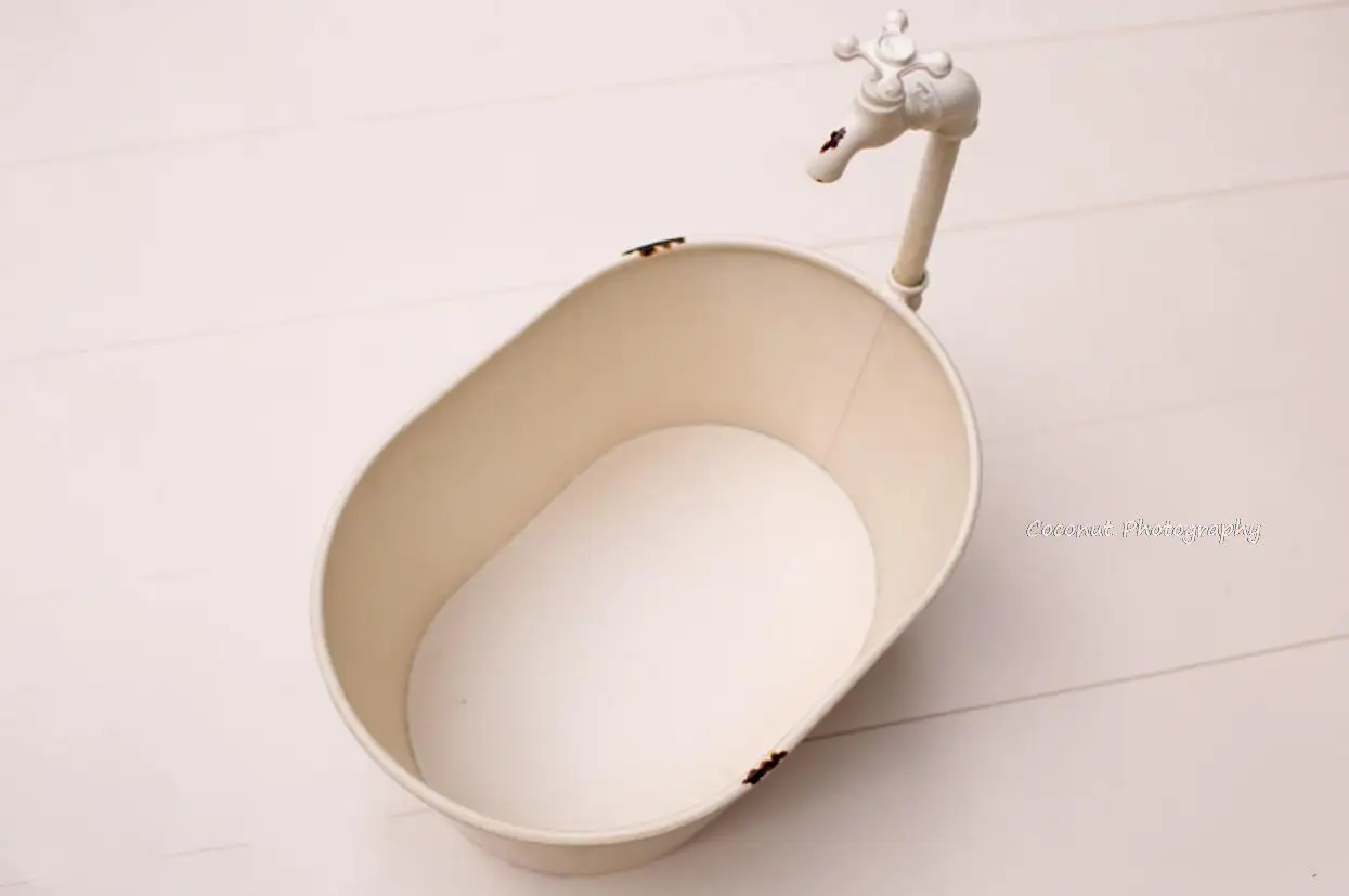 Coconut Newborn Photography Props Baby Photo Bathtub With Faucet Full-moon Baby Shoot Accessories Photo Props Iron Bathtub