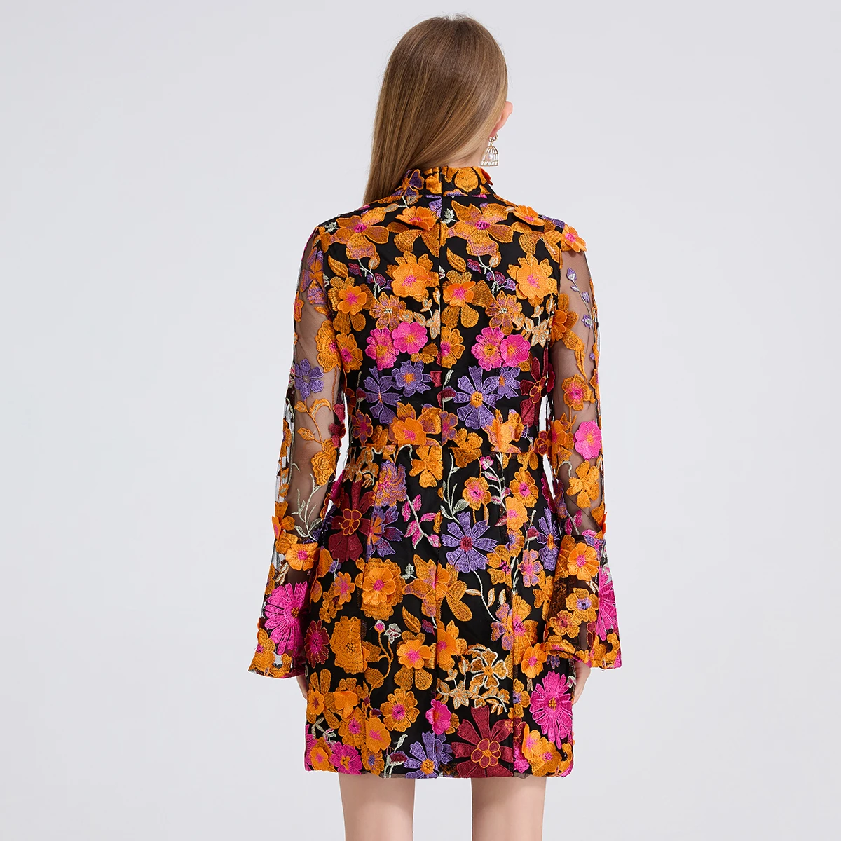 فستان صيفي فرنسي فاخر ثلاثي الأبعاد مطرز بالزهور من الدانتيل للحفلات الراقصة للنساء بأكمام طويلة مضيئة للحفلات والعطلات فساتين صغيرة