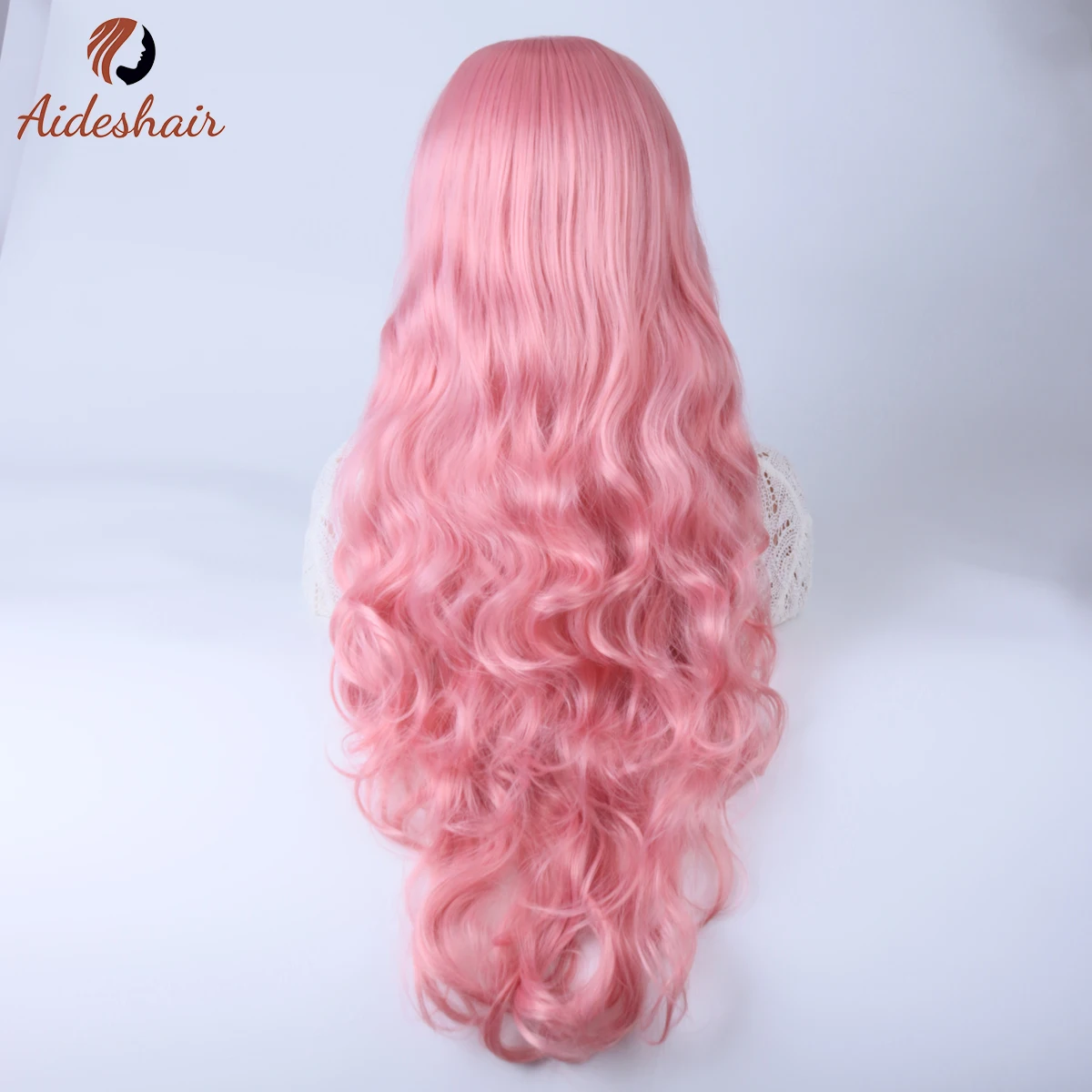 Pink wig Diagonal bangs Long Wavy curly wig Natural synthetic heat-resistant fiber wig for daily party use (28 inches)