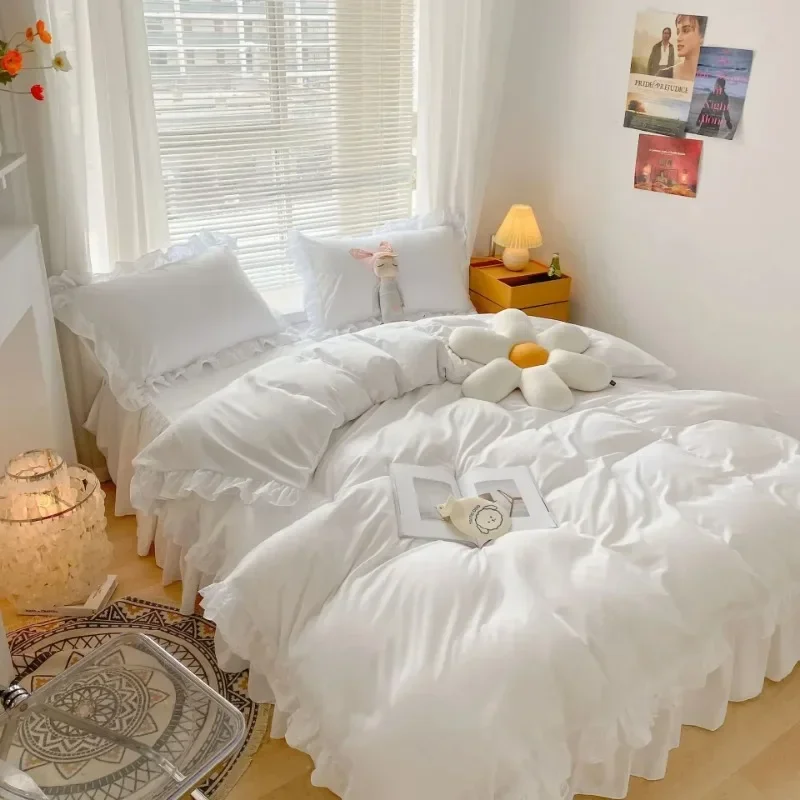 

Lace Solid Color Ruffled Duvet Cover Set 3/4pcs Soft Lightweight Down Alternative Bedding Set with Bed Skirt and Pillowcases