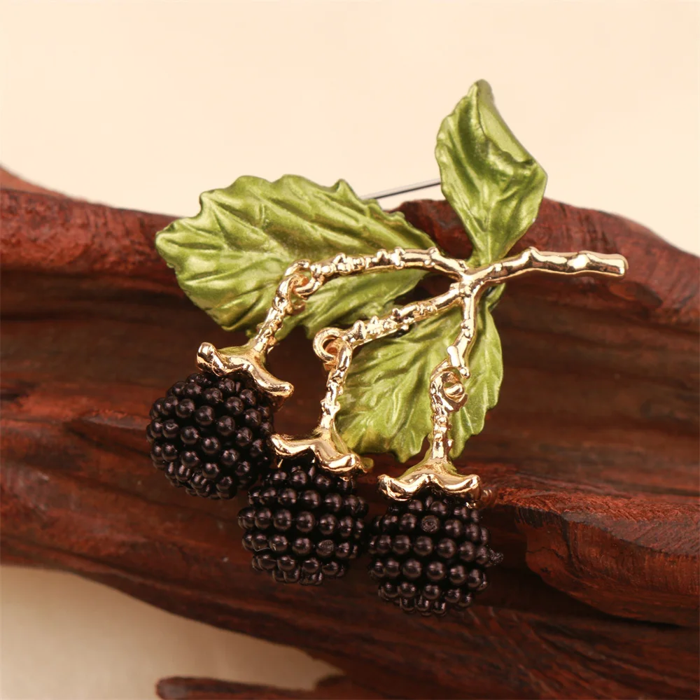 Luxury Beautiful Fruit Berry Mulberry Design Men