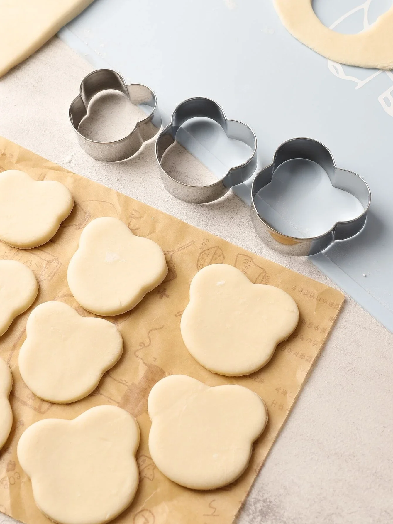 

3pcs Bear Shaped Cookie Mold, Minimalist Cookie Mold For Baking Cookie cutter Cartoon cookie cutter Cookie cutter turtle Cookie