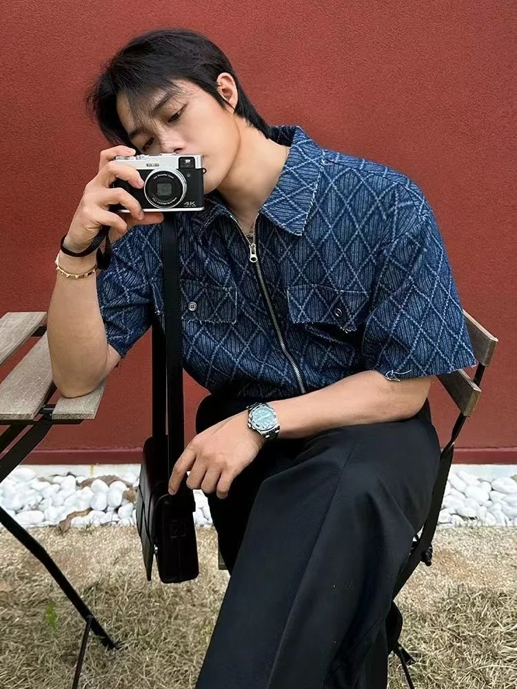 

Loose Fit Men's Short Sleeve Denim Print Casual Shirt Korean Style Summer Fashion Top Polyester Fabric Non-deformable