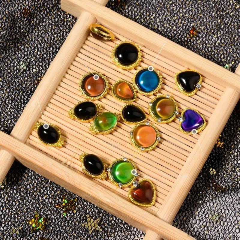 1Pc Trendy New Year Nail Rhinestones, Color-changing Temperature-sensitive Cat Eye & Iridescent Alloy Water-drop Nail Decoration