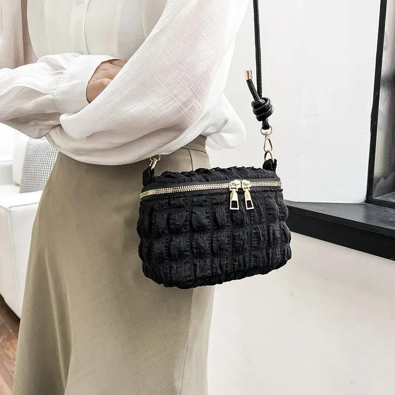 New Women Bags Mini Bubble Cute Cloud Bag Foreign Style Pleated Small Fragrance Style Single Shoulder Portable Bucket Casual Bag