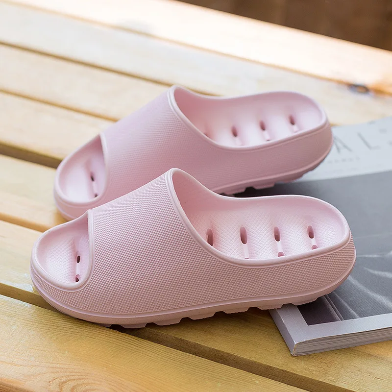 Bathroom Leaking Shower Slippers Summer Women Platform Sandals Unisex Outdoor Beach Shoes Indoor House Shoes Soft Bottom