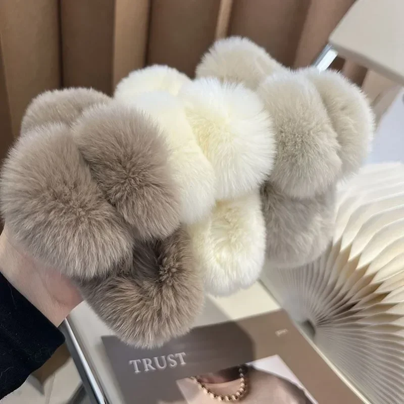 YHJ New Oversized Faux Fur Big Crab Hair Clip Girls Rabbit Hair Claw Clips Cute Plush Ponytail Barrettes Hair Accessories