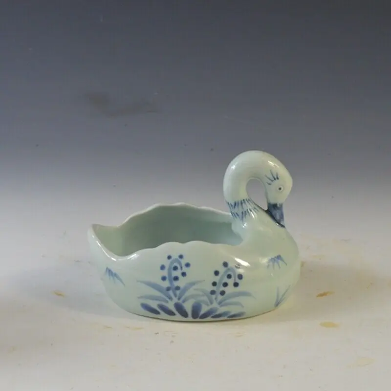 4.7" Collect Chinese Blue White Porcelain Animal Swan Brush Washer