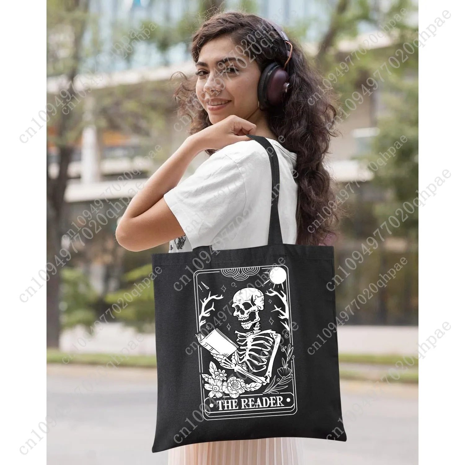 AUSVKAI Canvas Tote Bag Aesthetic for Women, Cute Book&skull Reusable Cloth Cotton Bags for College Shopping Beach Grocery Trend
