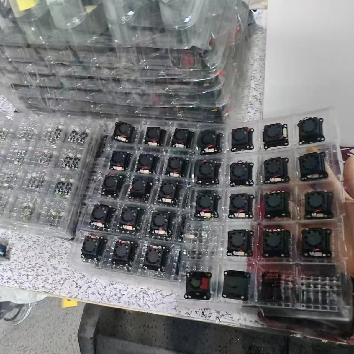 

FPV Crossing Machine 5.8g 3W VTX High Power Video Transmission 4.9-6.1G 3W Transmission Frequency 48CH+24CH