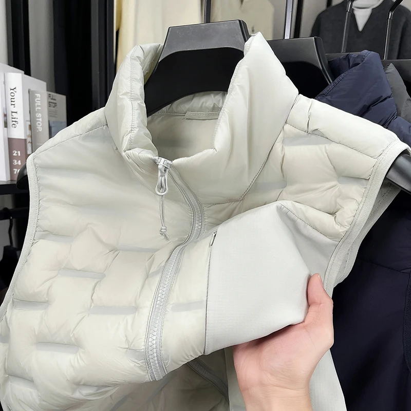 

Lightweight Outdoor Casual 90 Du down Vest Warmth Inteated Velvet Zipper Sle No-Cap Regular Fit Faion for Middle-Aged