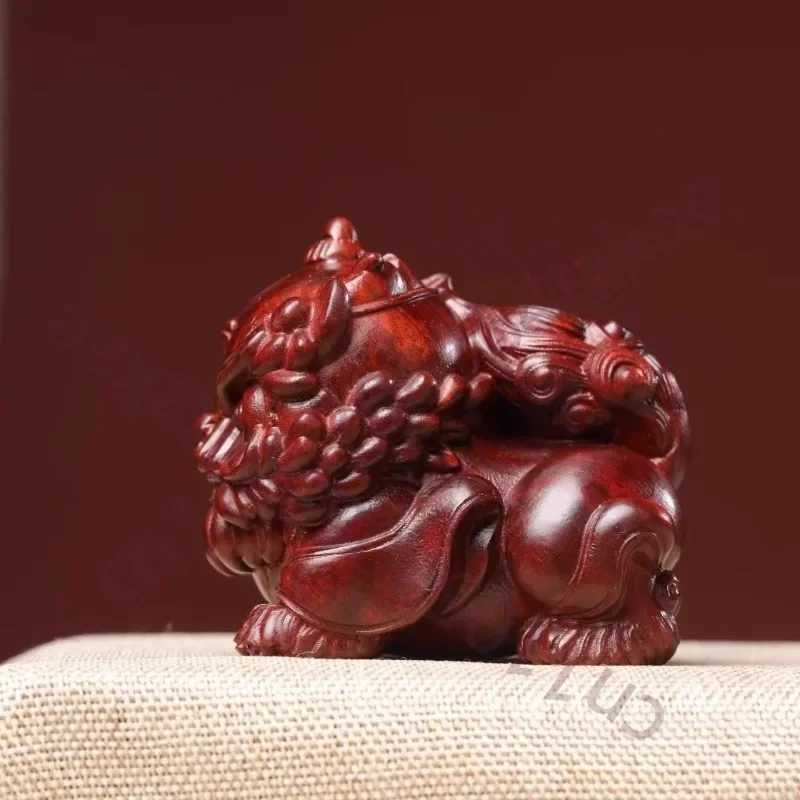 Hand Carved Red Sandalwood Wooden Pixiu Figurine Wealth Prosperity Lucky Beast Ornament Home Office Desk Decor Gift Collectible