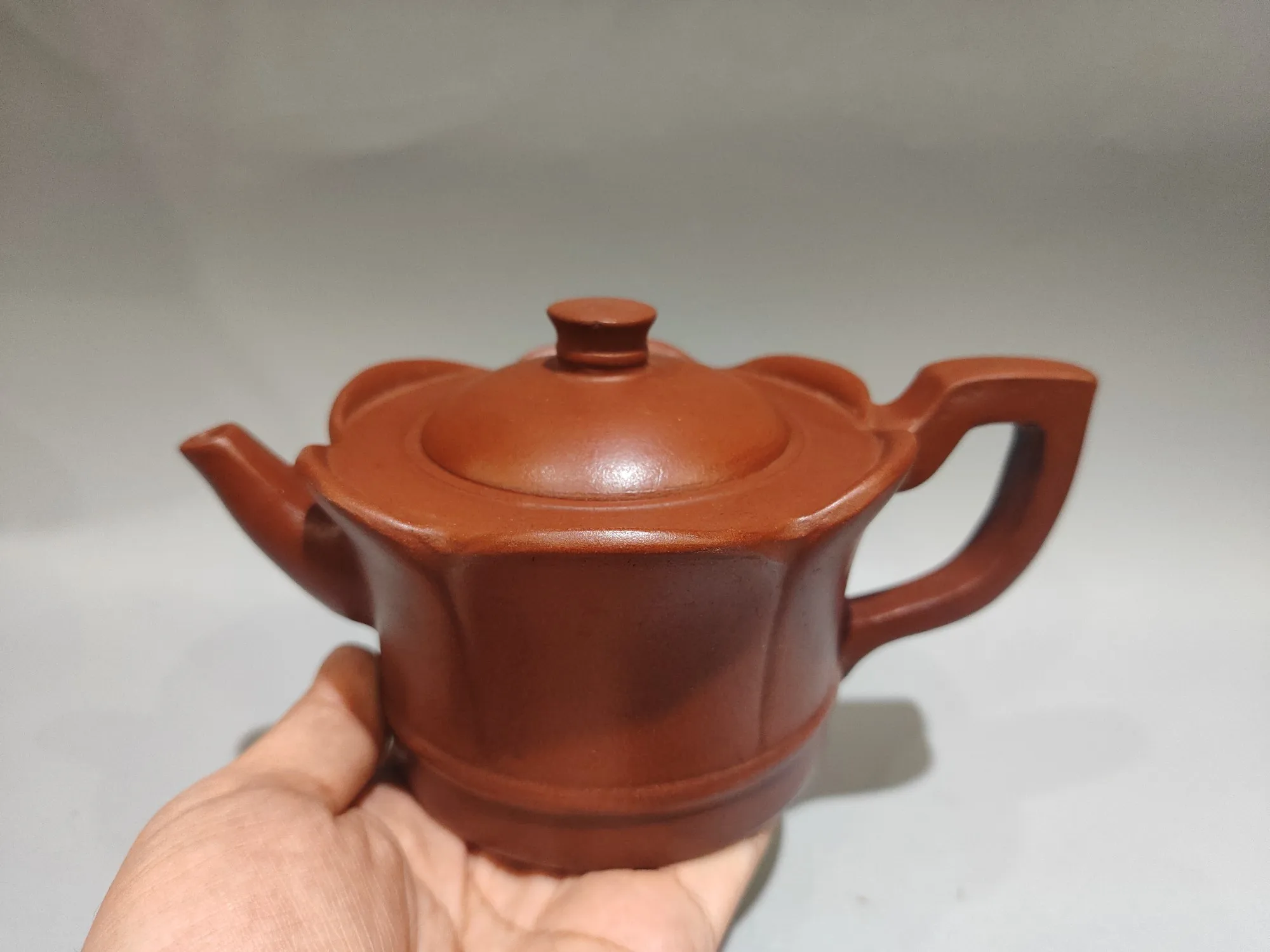 Purple Clay Pot Red mud Petal shaped pot Wine glass pot Teapot Kettle Tasting tea ceremony Ornaments