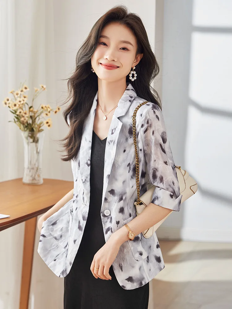 

Thin 3/4 Sleeve Suit Coat for Women Summer2024New Fashion All-Matching Temperament Printed Sun-Proof Suit Top