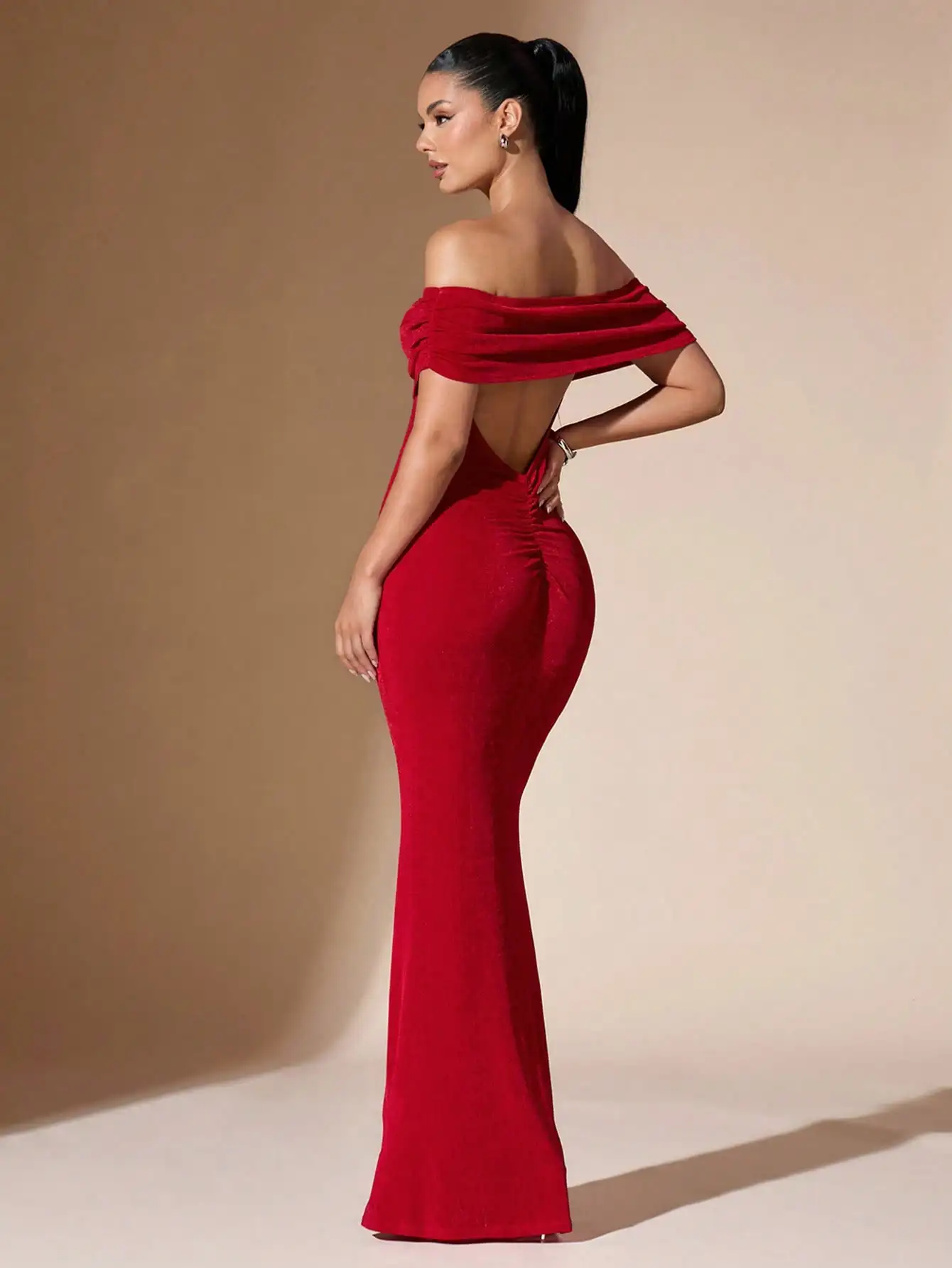 

Women's Solid Red Off-Shoulder Backless Mermaid Fit Evening Dress
