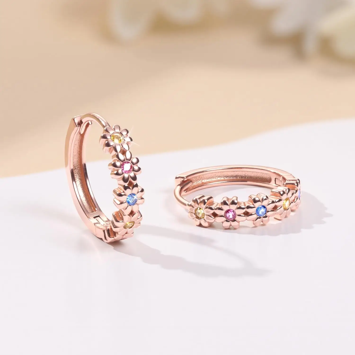 Fansilver 925 الاسترليني أقراط الحلقة الفضية للنساء ديزي هوجي هوب أقراط تمهيد الوردي مكعب زركونيا زهرة هيبوالرجينيك