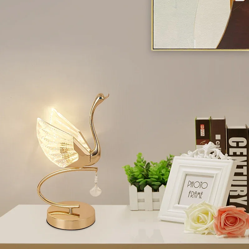 ANITA Contemporânea Swan LED Table Lamp, Creative Golden Desk Light, Decoração para Casa e Quarto
