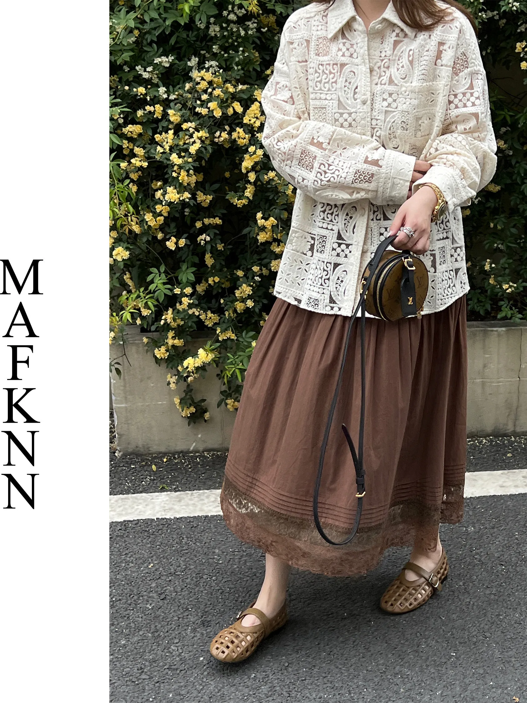 

JoJo Private Label plus Size Women's A-Line Embroidered Hollow Elastic Waist Summer Mid-Length Half Skirt MK12227