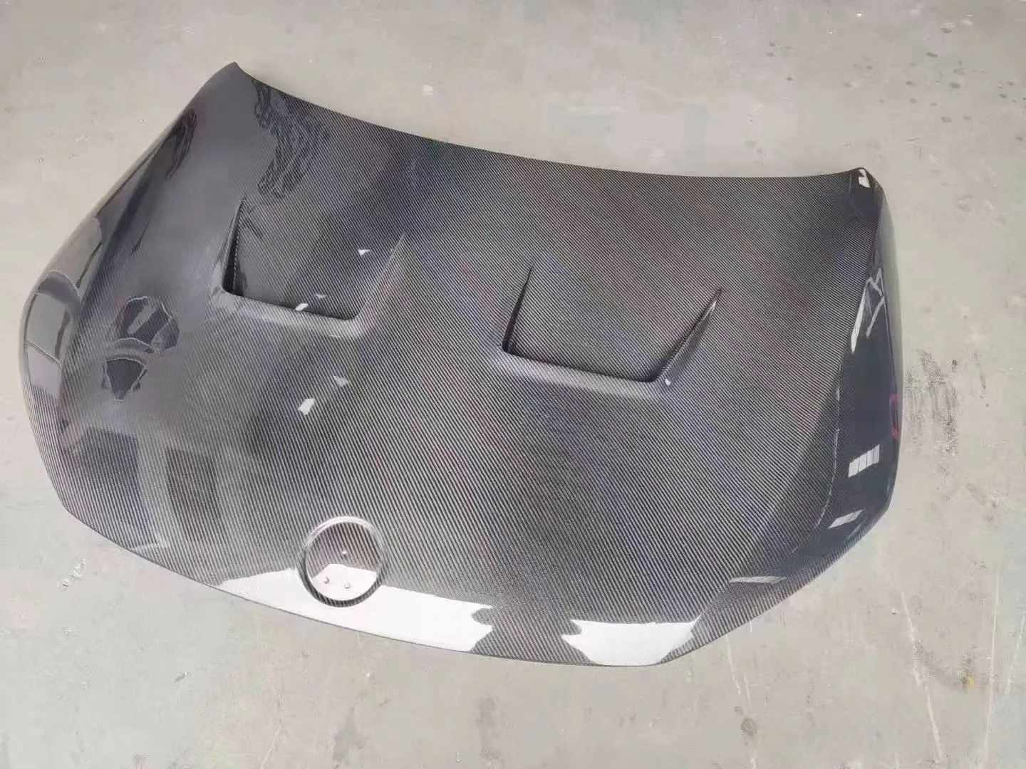Carbon Fiber Engine Hood for 2010-2016 Volkswagen Scirocco Front Bonnet Car Accessory