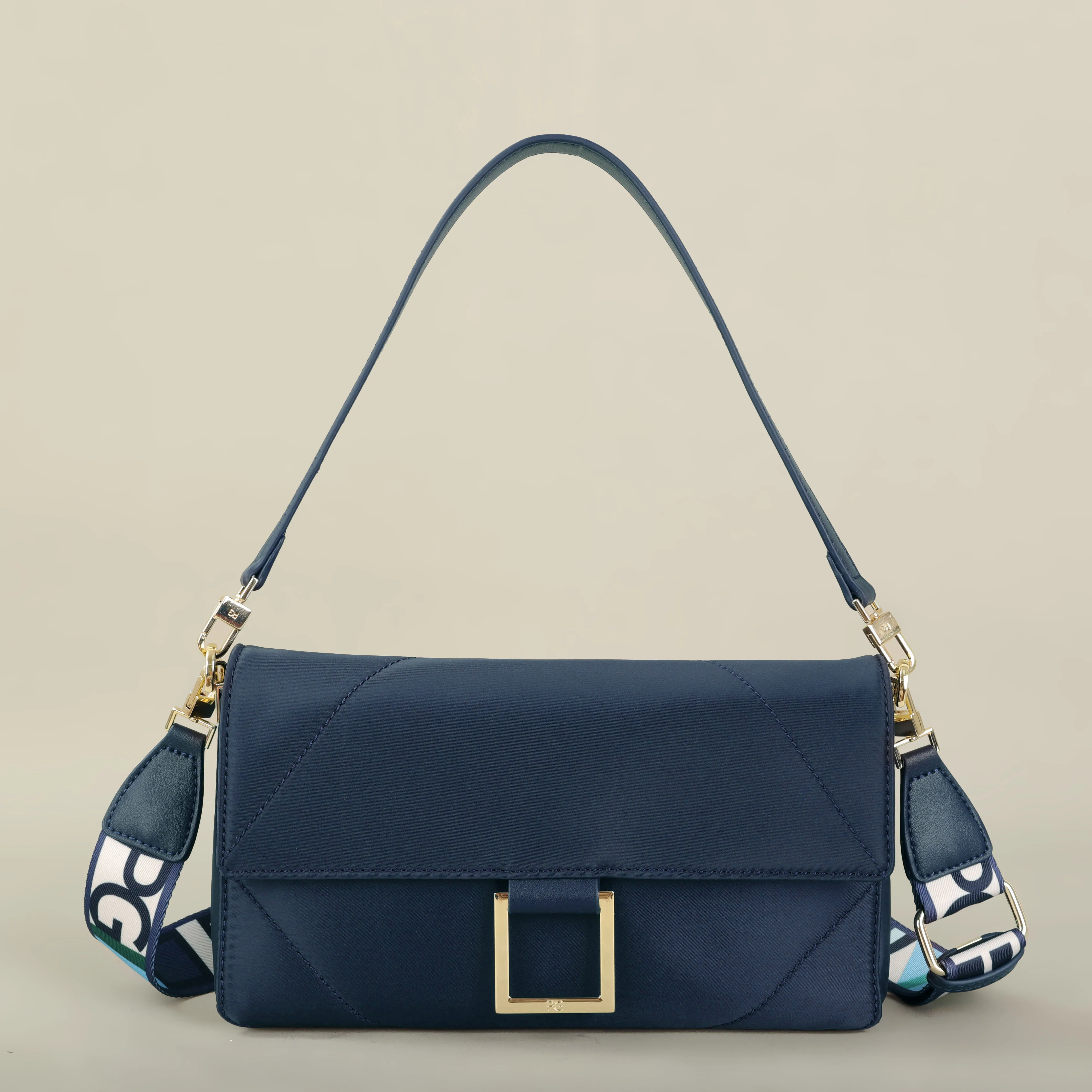 

2025PG Exquisite Luxury Brand Fashion Design Handbag Classic Solid Design Shoulder Bag Dark Letter Embossed Ladies Party HandBag