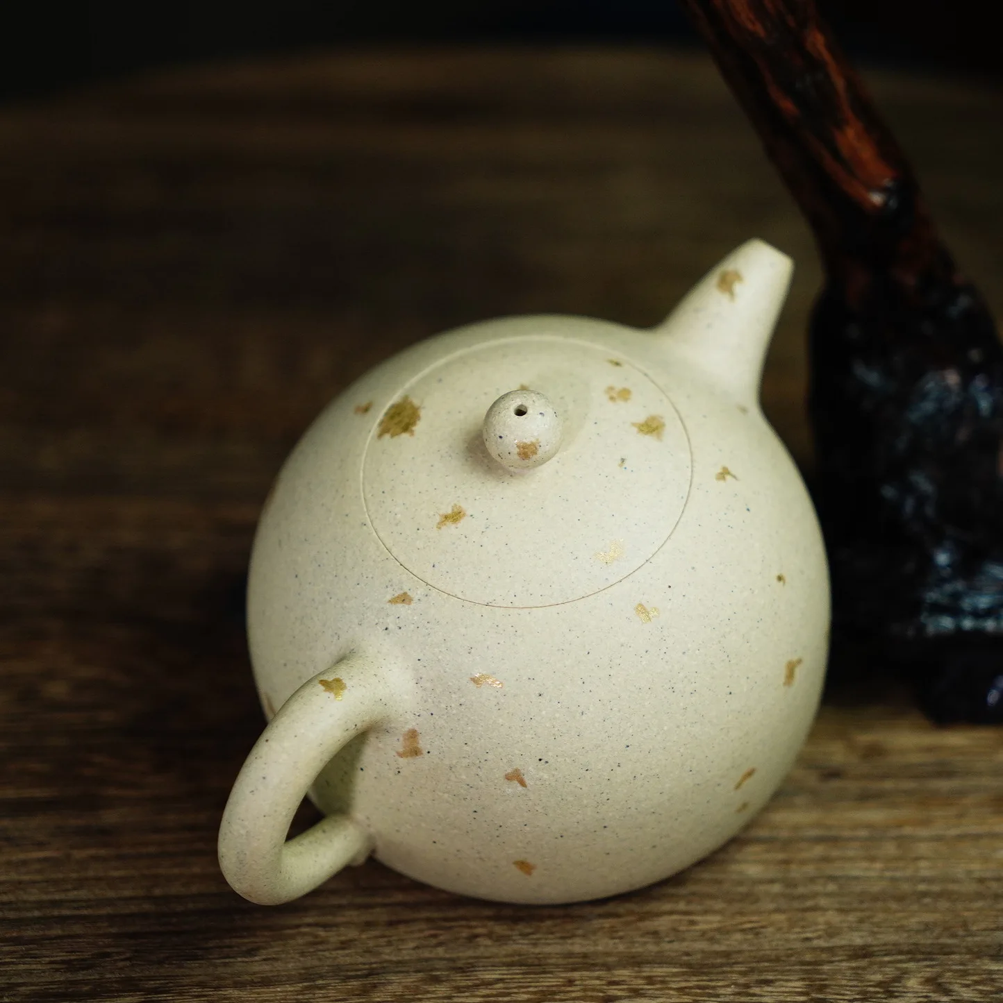 Half-Moon Original Ore Sesame White Clay Yixing Zisha Teapot Handmade By Master Craftsman Decorated With Real Gold A Fine Ar