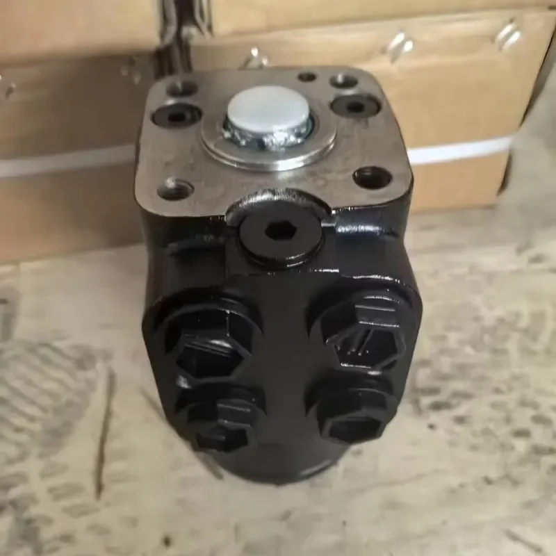Рулевой механизм Orbitrol 906112031 150N1098 47153T1 для Massey Ferguson 265 275