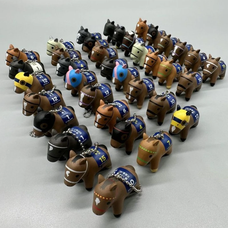 本物のバルク日本の有名な馬の伝説、競馬、小さな競馬の-q-バージョン、人形モデルの装飾品