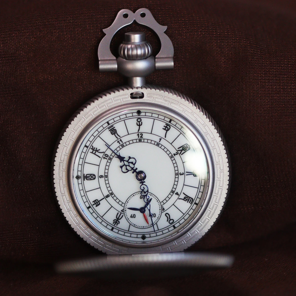 Bronze pocket watch with double-sided spherical gemstone glass manual mechanical movement, waterproof