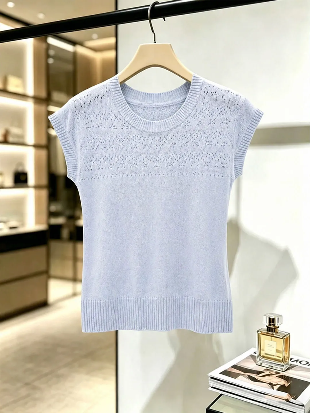 

Korean Style Commuter Short Sleeve Knitted Shirt Hollow out Design round Neck Slimming Top Women's Fashion Summer 2026